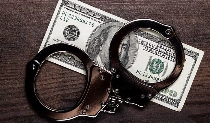 Fraud-Financial-Crimes-A-Global-Financial-Issue-Takeaways-for-2021.jpg